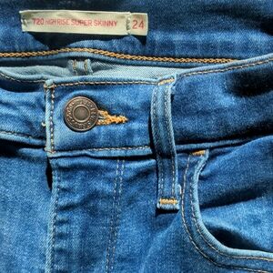 Levi's 720 High Rise Super Skinny Jeans